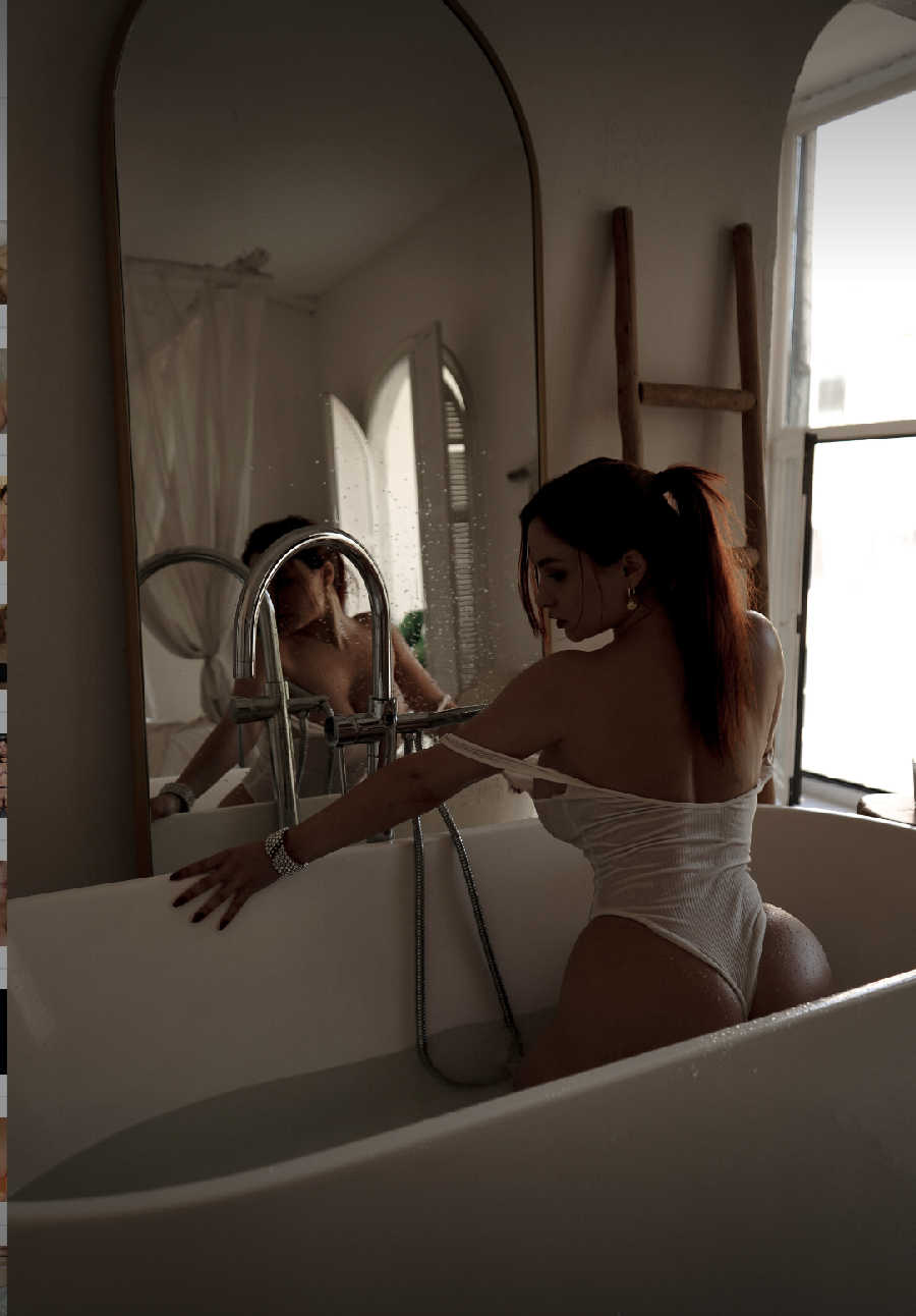 A playful frame from Miranda Faith nude — online in Zhuji