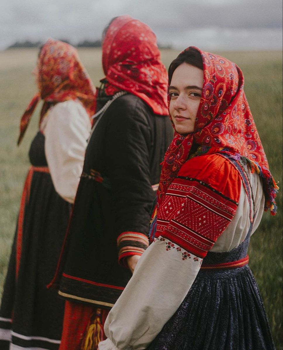 Women in Slavic costumes in Zhuji