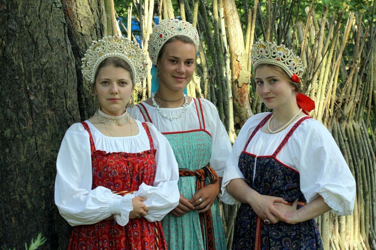 Sexy model Girls in Slavic costumes in Zhuji